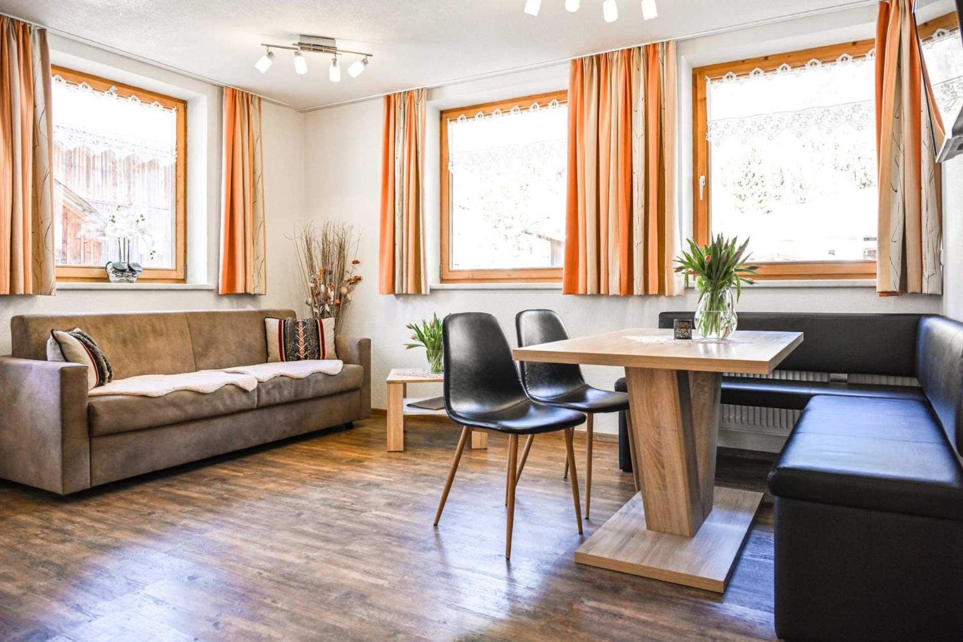 Appartements Schwarzer Adler 엘비게날프 외부 사진